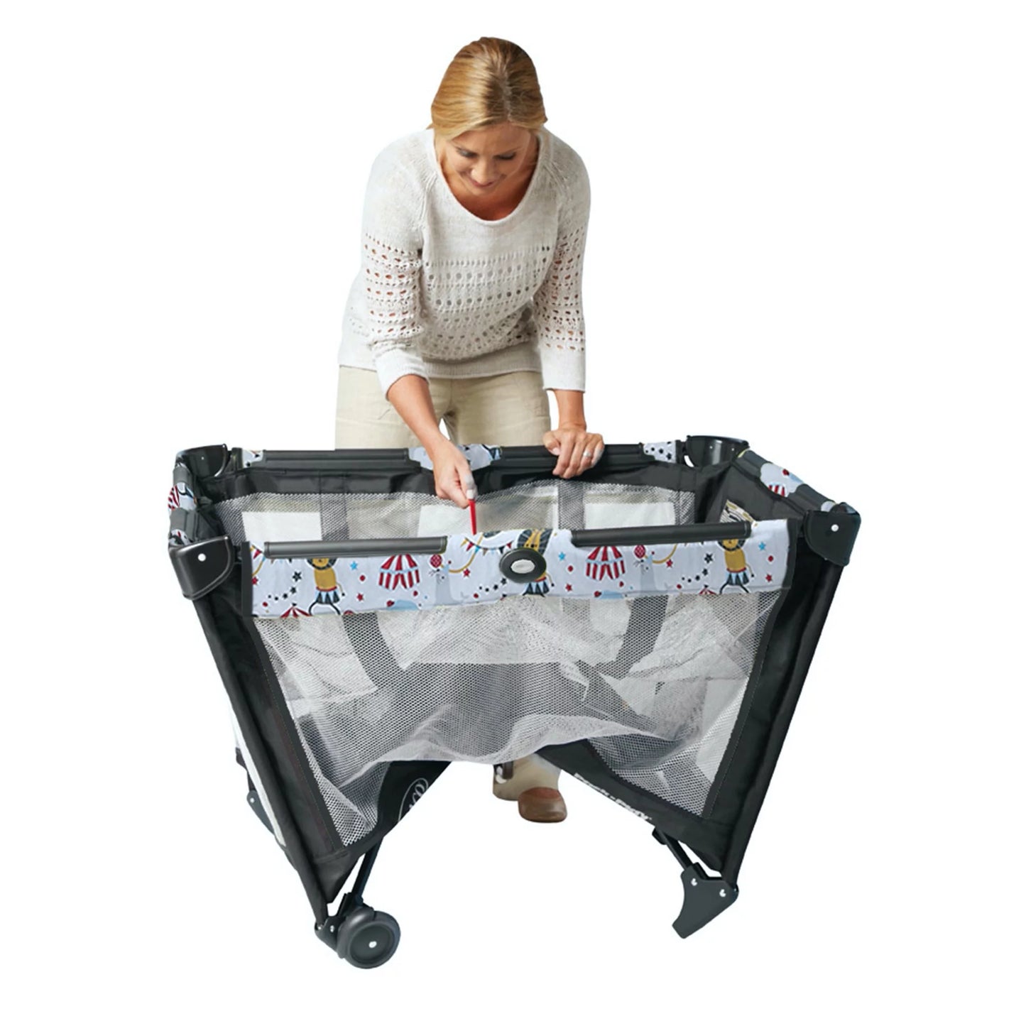 Pack 'N Play Portable Playard, Carnival, 18.52 Lbs, Unisex